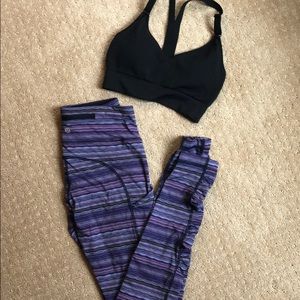 Purple lululemon striped ⅞ leggings 💜🤍💙